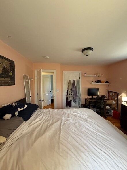 Building Photo - 100 Kimball Rd