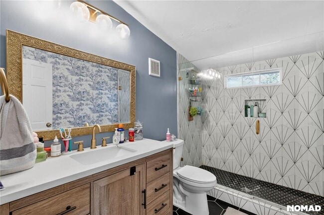 Building Photo - 2218 Dunseath Ave NW