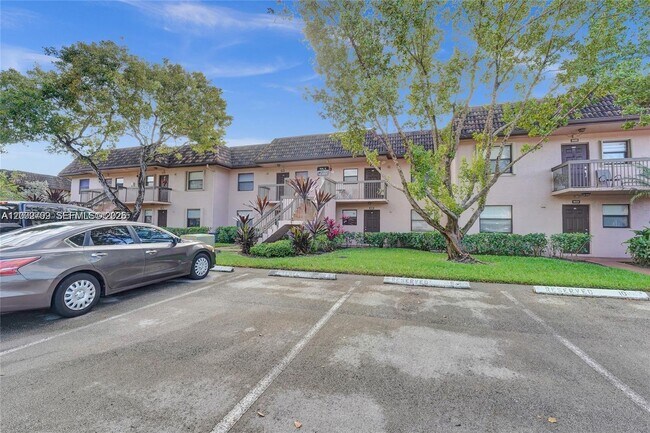 Building Photo - 10468 NW 10th St