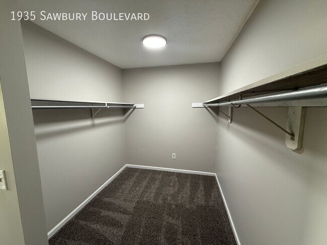 Building Photo - 1935 Sawbury Blvd