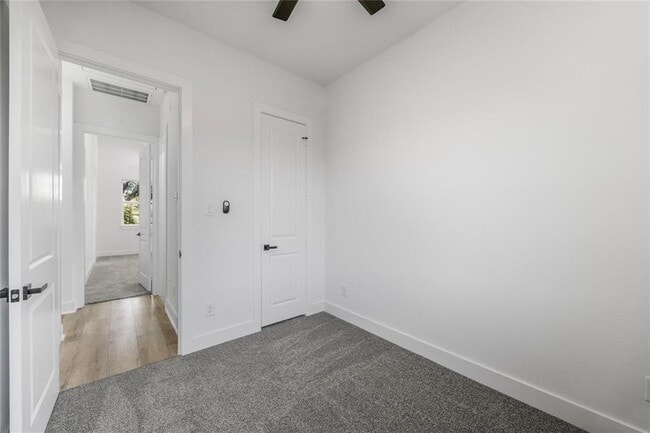 Building Photo - 2548 Walcott Ln