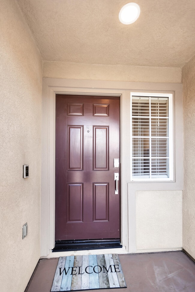 Building Photo - 84131 Azzura Way