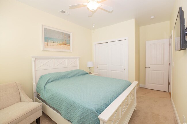 Building Photo - 1756 Orchard Dr