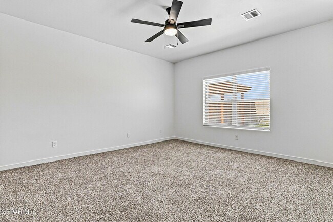 Building Photo - 13909 Paseo Perlas Dr