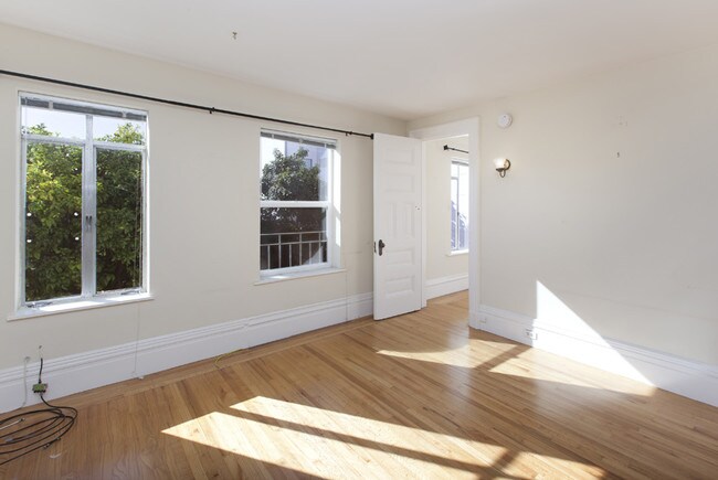 Building Photo - 1286 Guerrero St