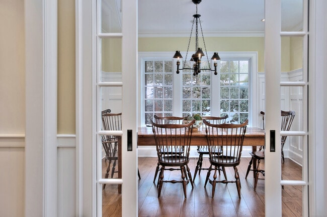 Building Photo - 15 Catamount Rd