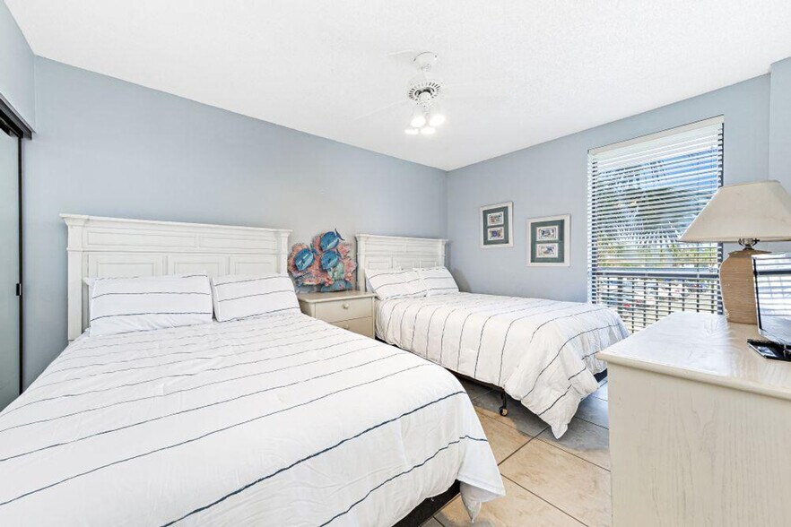 Building Photo - 24900 Perdido Beach Blvd