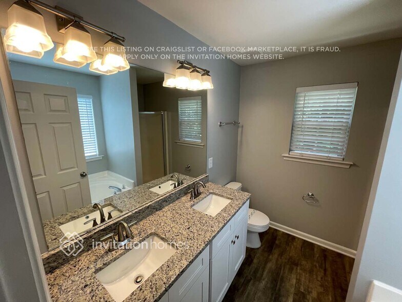 Building Photo - 7355 Oxford Bluff Dr