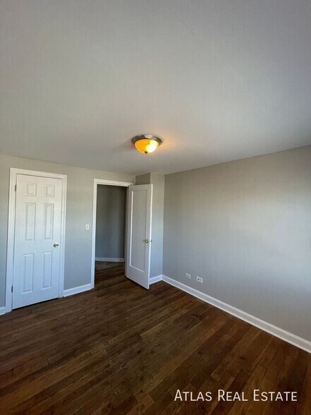 Building Photo - 7391 Oneida Dr