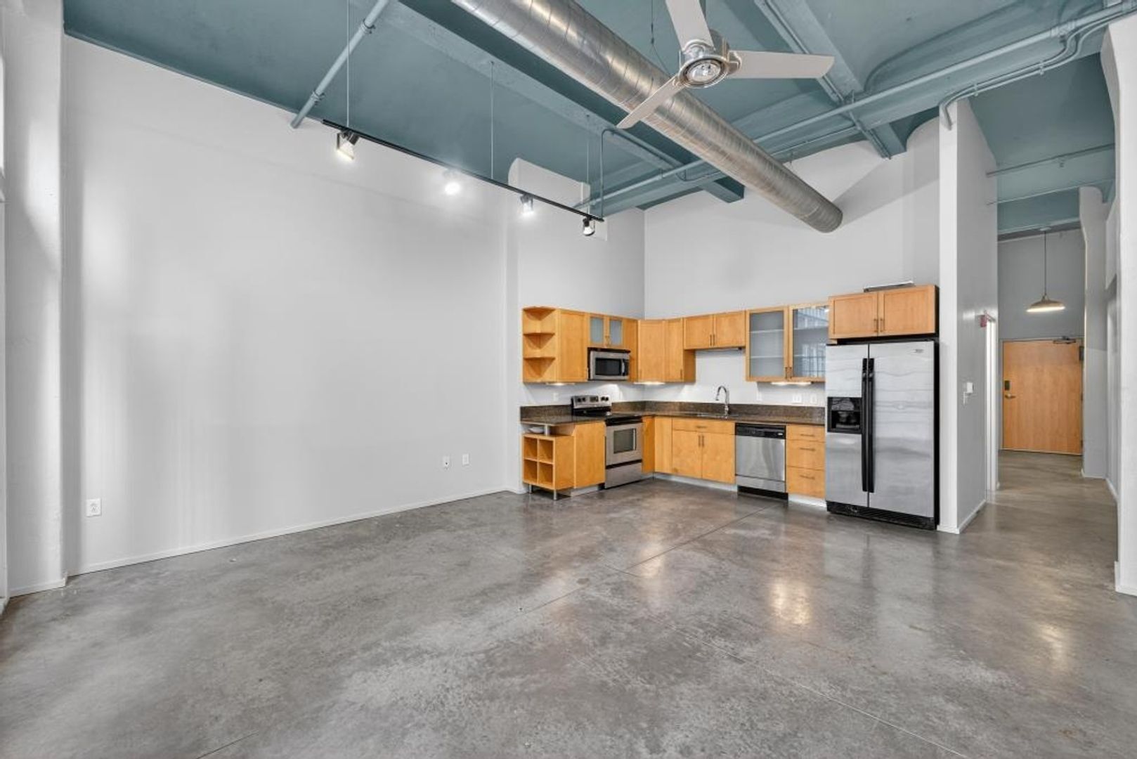 Building Photo - 1136 Washington Ave