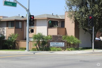 Building Photo - Coming Soon! 1/1 in Gated Community close ...