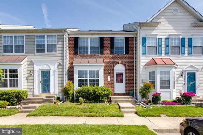 Primary Photo - 3274 Halcyon Ct