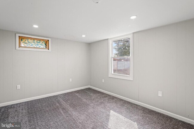 Building Photo - 695 Salem Quinton Rd