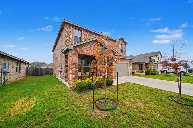 Building Photo - Stylish & Spacious 5-Bed in Prime Schertz Location! - Realtor Commission: $500