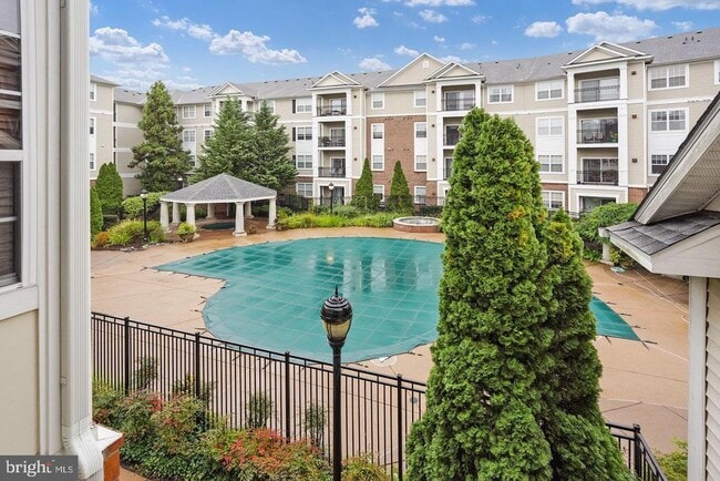 Building Photo - 12929 Centre Park Cir