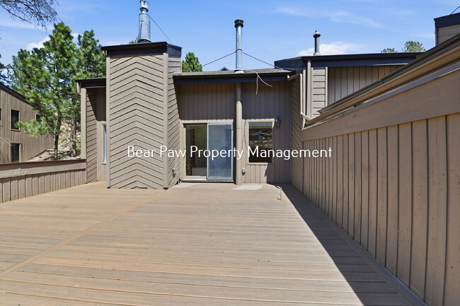 Building Photo - "Charming North  Evergreen Townhouse" "