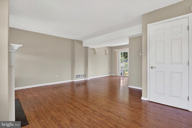 Building Photo - 507 S Fairview St