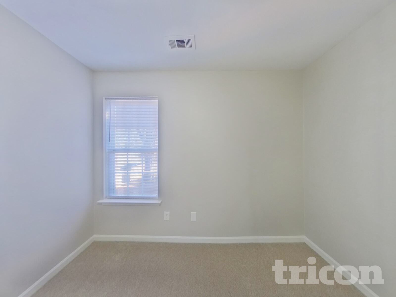 Building Photo - 1110 Hipp Rd