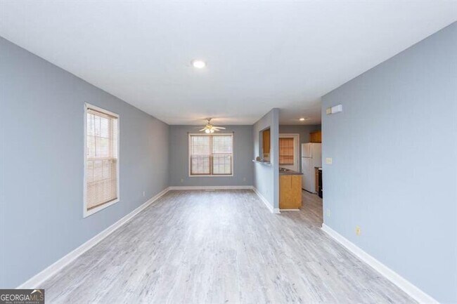 Building Photo - 629 Hanson St