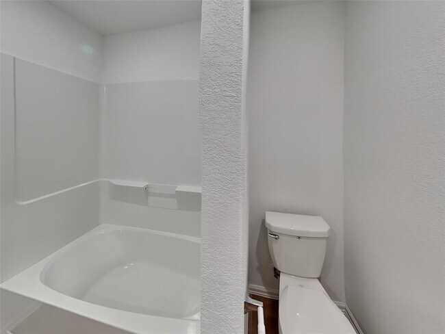 Building Photo - 3023 Twisted Myrtle Dr