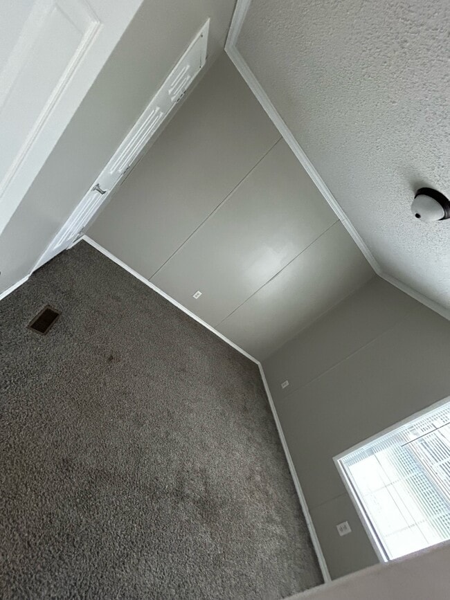 Building Photo - lot 26