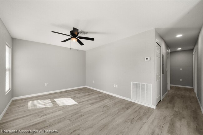 Building Photo - 6303 Red Cedar Rd