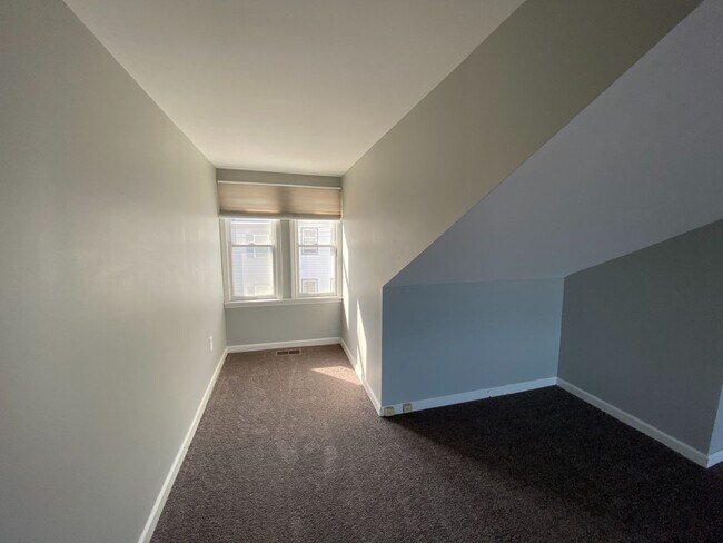 Building Photo - 97 Pius St