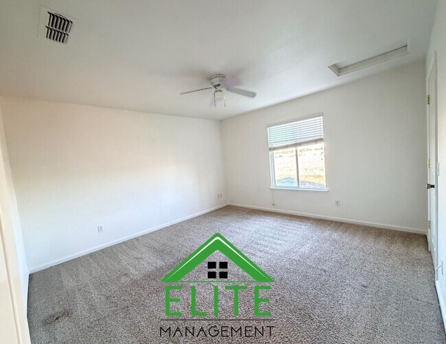 Building Photo - Beautiful and Spacious 4-Bedroom Home in P...