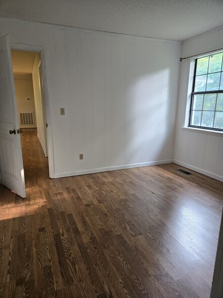 Bedroom 3 - 143 County Road 244
