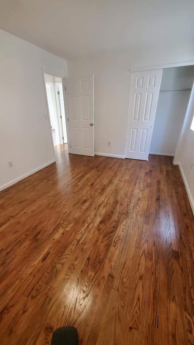 Building Photo - 36 Mersereau Ave