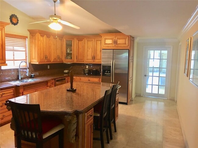 Building Photo - 3235 SW 58th Ct