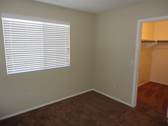 Building Photo - 206 S 151st Ave