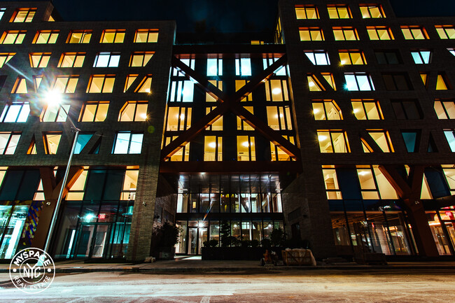 Building Photo - 54 Noll St
