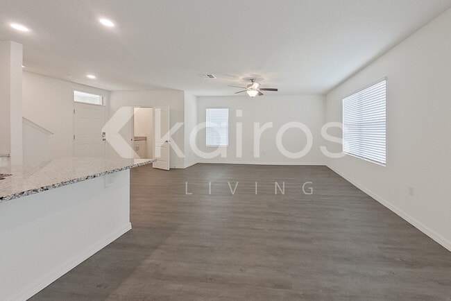 Building Photo - 32020 Katelin Cir