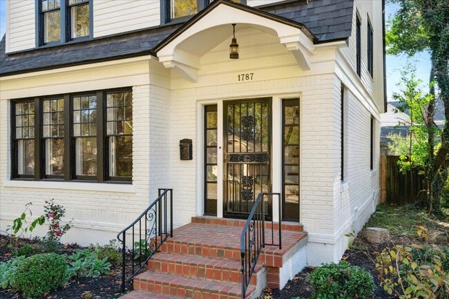 Building Photo - 1787 Vinton Ave