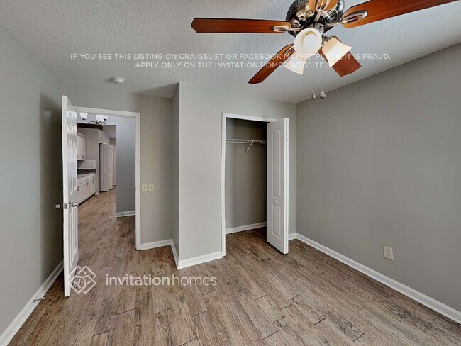 Building Photo - 10418 Soaring Eagle Dr