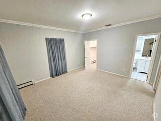 Building Photo - 61 Apple Ln
