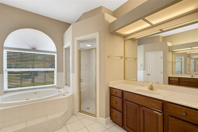 Building Photo - 6743 Hillis Dr