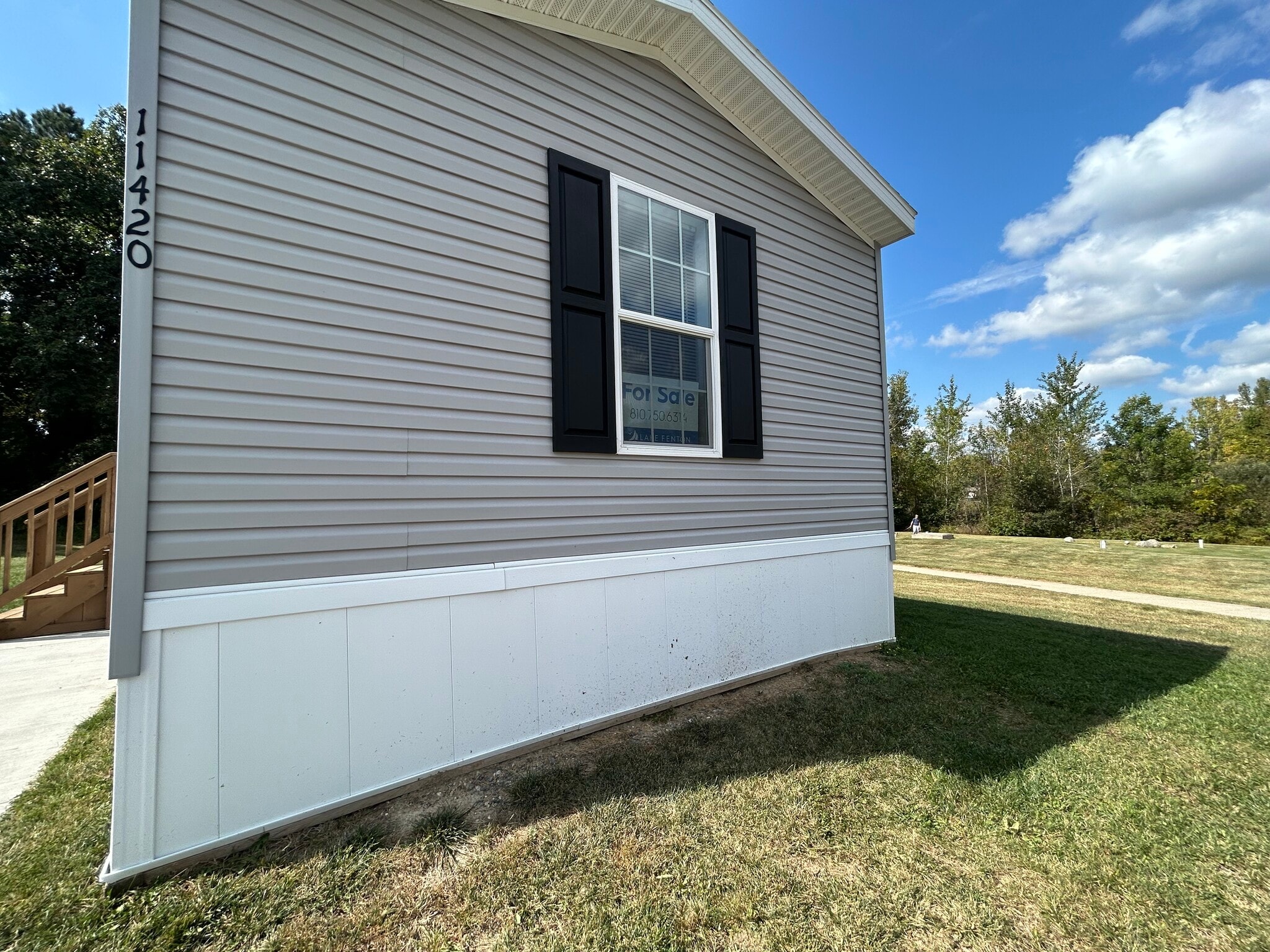 Building Photo - 11420 Oakgrove Dr