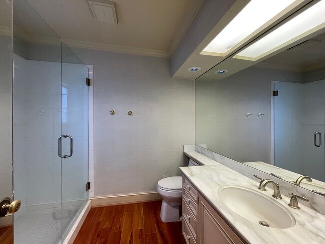 Building Photo - Gorgeous Mid-Century Modern Home Adjacent to BYU