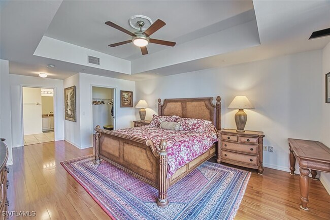 Building Photo - 14817 Laguna Dr