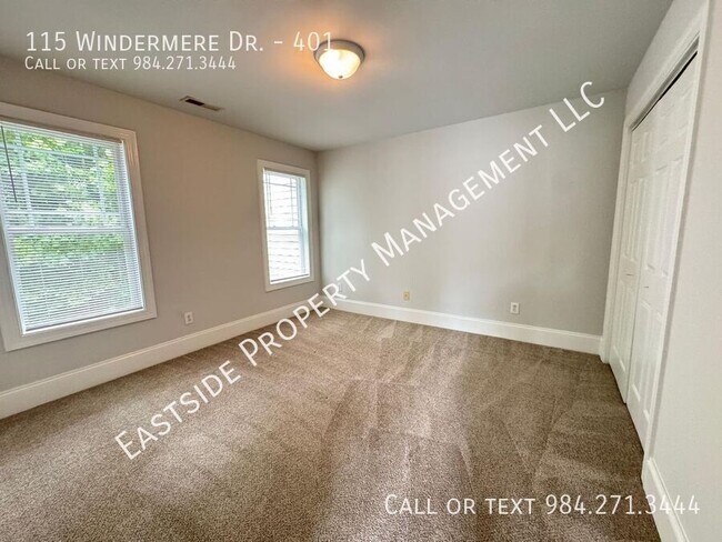 Building Photo - 115 Windermere Dr