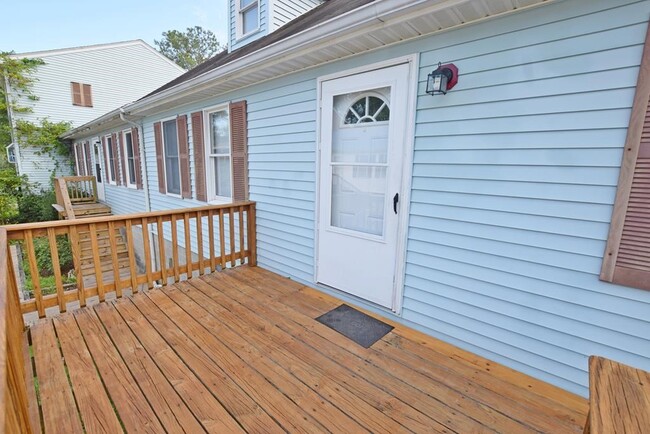 Building Photo - 3648 Ridge Rd