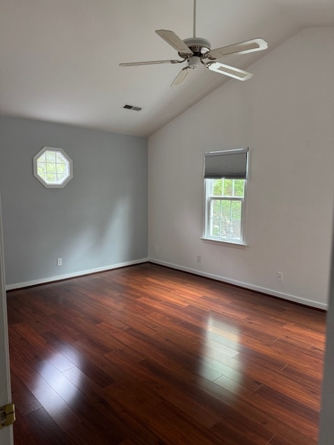 Building Photo - 1724 Villageway Dr