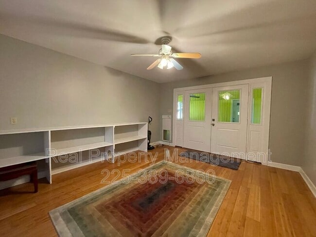 Building Photo - 5293 Chenango Dr