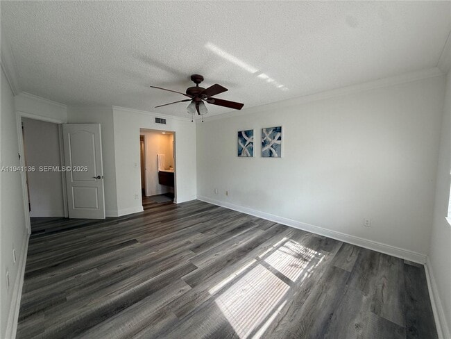 Building Photo - 2634 SE 21st Ct