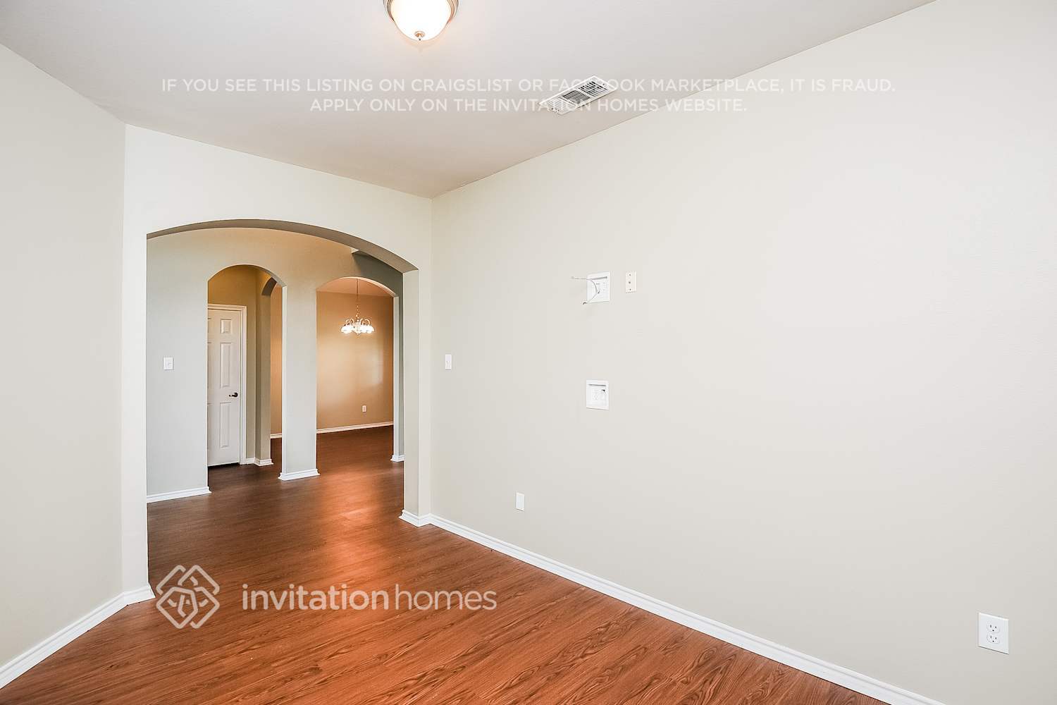 Building Photo - 5823 Silver Sage Ln