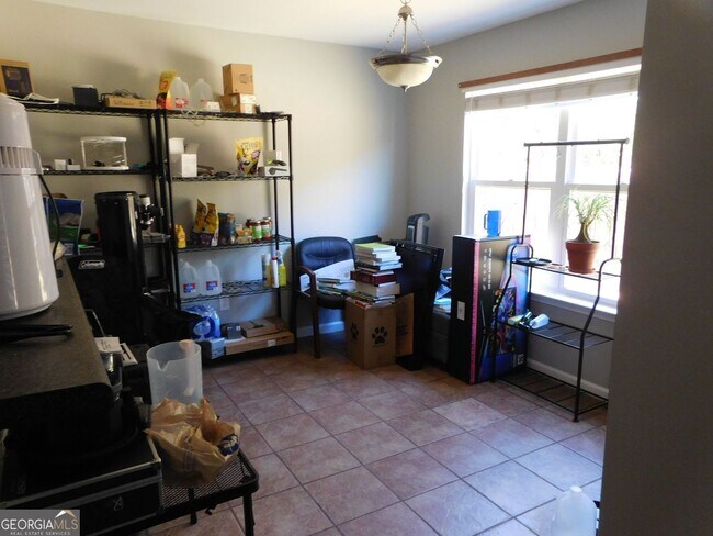 Building Photo - 206 Brookstone Trail