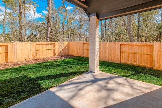 Building Photo - 564 Tawny Rim Dr