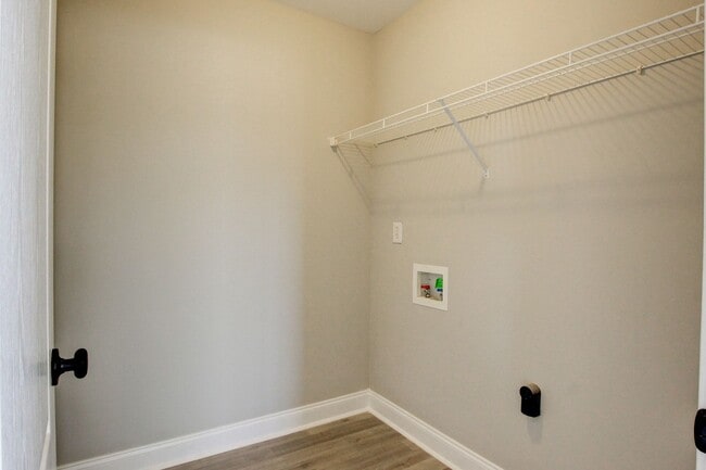 Building Photo - Bonus room is HUGE.  WOW